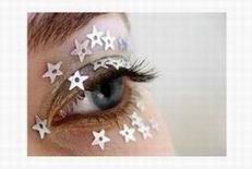 <strong>Lanzando estrellas...</strong>